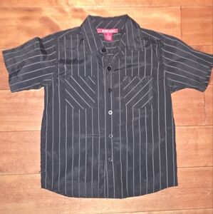 Montage Button Up Shirt, Black Pin-striped Kids Short Sleeve Button Up Shirt